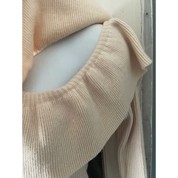 Tularosa‎ Cut Out Sweater - Picture 7 of 9